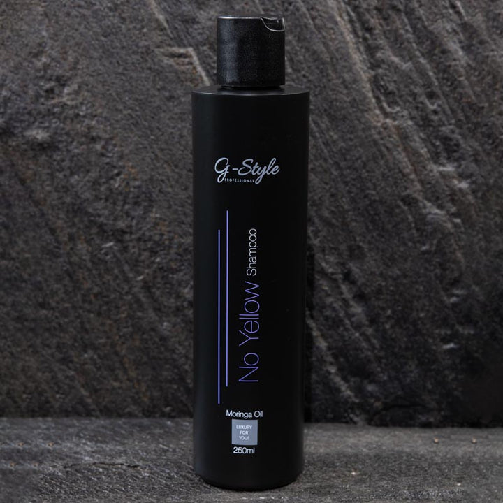 G-Style Professional No Yellow Shampoo met Bondplex en Moringa olie voor het neutraliseren van gele tonen.