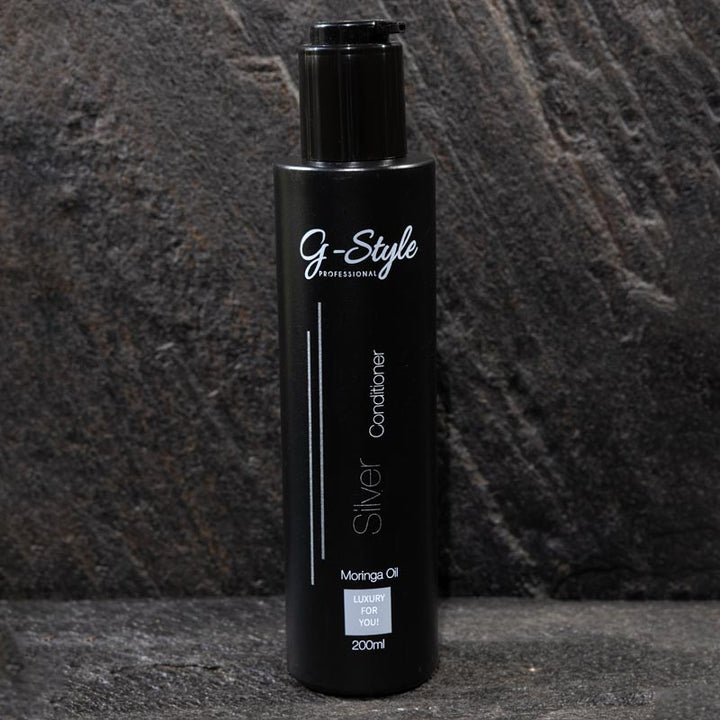G-Style Professional Silver Conditioner met as-pigmenten, Bondplex en Moringa olie voor een koele haarkleur.
